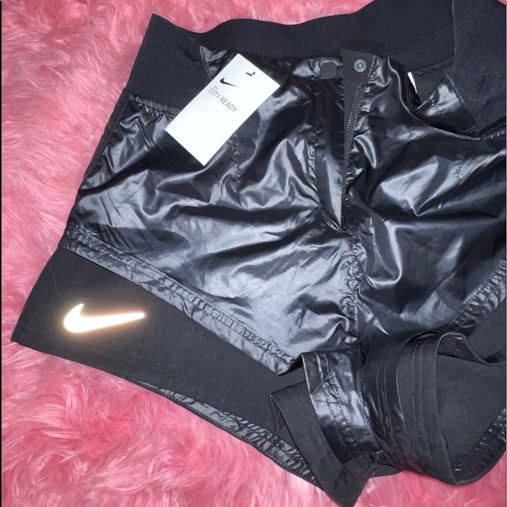Nike shorts Medium